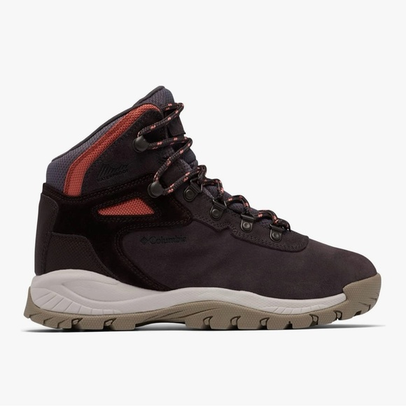 Columbia Women's Discontinued Newton Ridge Waterproof Amped Hiking Boot (Size 9) - Picture 6 of 13
